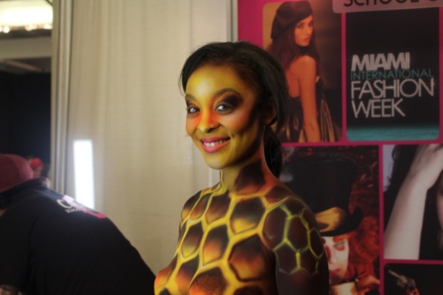 the makeup show nyc cosmix honey bee 1