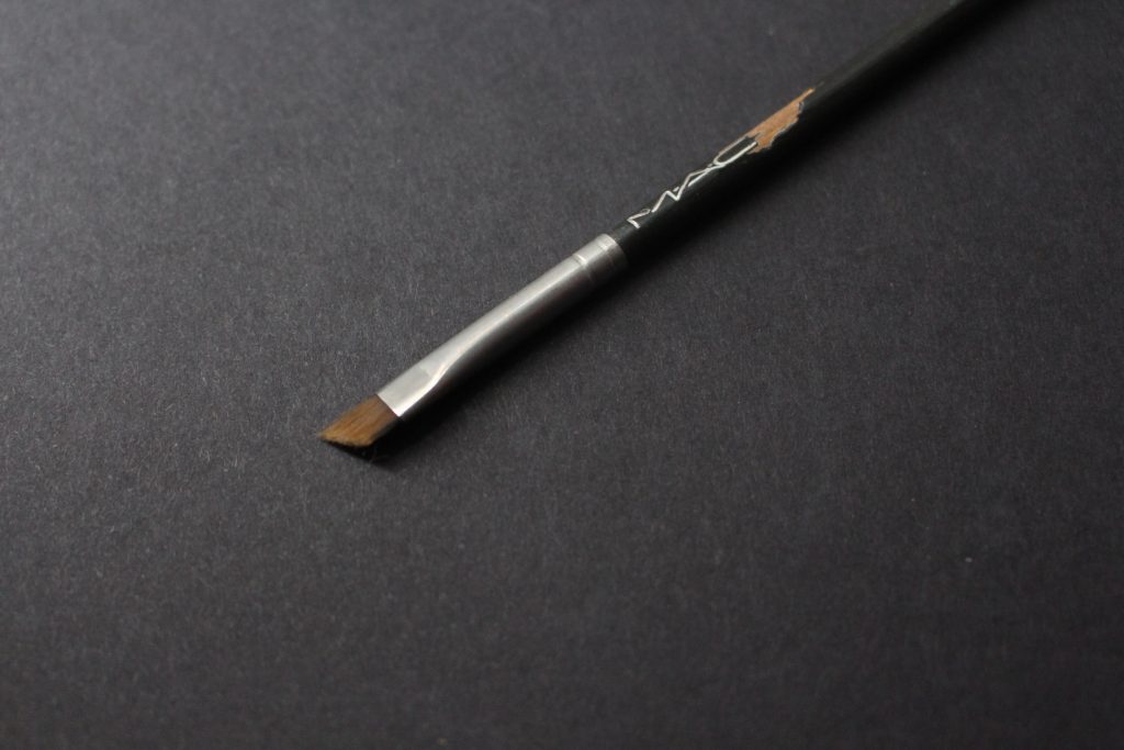 best eyeliner brushes winged eye 4